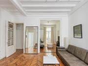 Exquisito edificio estilo francés categoría refaccionado...