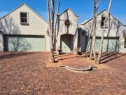 exquizite family home with scenic view