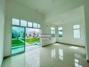 Extended and Renovated Cluster House