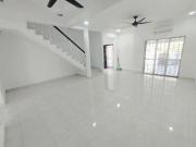 Extra land 10ft Double Storey Terrace Kota PuteriRawang