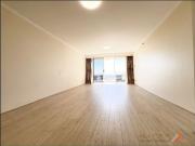 Extra Large 2 Bedroom Apartment in Summit Tower – Prime...