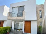 sr ¡extraordinaria casa amueblada en renta en juriquilla...