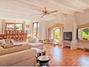 EXTRAORDINARIA CASA DE PUEBLO CON ESPECTACULARES VISTAS...