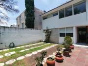 EXTRAORDINARIA CASA EN CTO. NOVELISTAS ! EXTRAORDINARIA CASA EN CTO. NOVELISTAS !