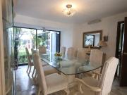 Extraordinaria casa en Venta, gran terreno Paseos de...