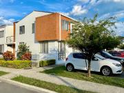 Extraordinaria casa esquinera con 4 alcobas en Galicia...