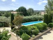 Eygalières 13810 Location maison 5 pièces t5 piscine
