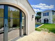 Eygalières 13810 Location maison 6 pièces t6 piscine