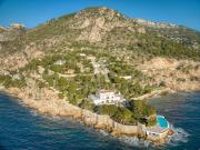 Eze Bord de Mer: Propriété de charme 230m2 171m² Eze Eze Bord de Mer: Propriété de charme 230m2 171m² Eze