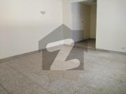 F10 600sqy double story house 7 beds 2 kitchens servant...