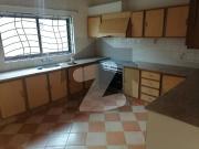 F11 upper portion 3beds tiled floor separate gate front...