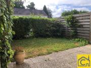 F2 avec jardin et parking