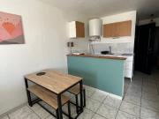 F2 MEUBLE 12 rue Buffevent 38260 LA COTE SAINT ANDRE