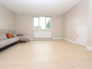 F5 Hhr Spacious 3 Bed/2 Bath Flat In Hendon, NW4