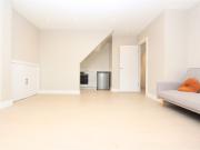 F5 Hhr Spacious 3 Bed/2 Bath Flat In Hendon, NW4