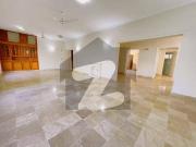 F7 500sqy double story house 4beds marbled flooring...