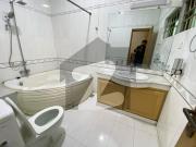 F7 excellent double storey house 500sqy 5beds 2kitchens...
