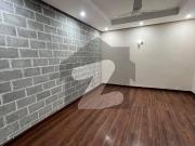 F8 622 Sqyd New House 5 Bedrooms with Attached Bathroom...