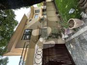 F 10 Corner House For Rent F 10