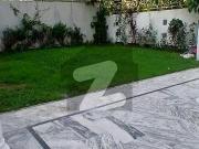 F 10 House For Rent On Prime Location And Park Facing...