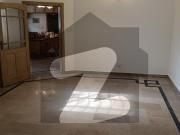 F 11 500sqy marbled floor, 6 bedrooms, 2 kitchens,...