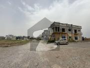 F. 17 t& 1 kanal for sale, near to main doubale road,...