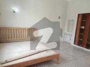 F 7/2 House For Sale Prime Location