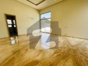 F 7 House For Sale