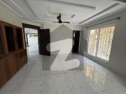 F 8 House For Rent 6Bedrooms Fully Runwate Available F 8