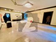 F 8 Luxurious House For Rent F 8