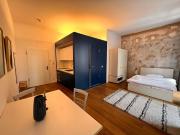 F Hain: voll möbliertes LUXUS Apartment 37 m² befristet...