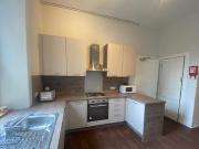 f Polwarth Gardens, Edinburgh, 4 Bedroom Flat