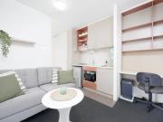 Fab Furnished Studio In Highly Sought Lifestyle Location