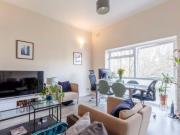 Fab prime West Hampstead garden gem