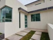 FABULOSA CASA EN PRIVADA SOBRE LA CARRETERA CD. SAHAGUN....