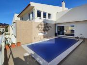 Fabulosa Moradia T4 em Santa Cruz