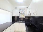 FABULOUS 2 BEDROOM APARTMENT IN CONVENIENT LOCATION
