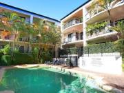 Fabulous Apartment On Chevron Island
