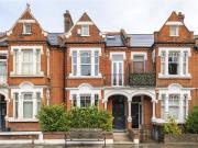 Fabulous light, newly refurbished, high spec...