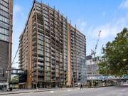 Fabulous size, Great Location and Outstanding River Views