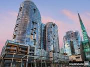 FABULOUS SWAN RIVER VIEWS!