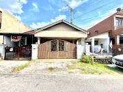 FACING OPEN Single Storey TerraceTaman Harmoni Balakong...
