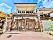 FACING OPENRENO2 Storey House Jalan F Taman Melawati...
