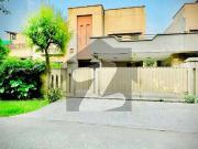 Facing Park 12 Marla 04 Bedroom House Is Available For...