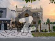 Facing park 1 kanal faisal rasool design royal palace...