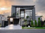 Facing park 25 marla mazhar design top of the line ultra...