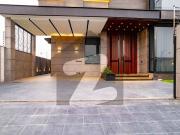 Facing Park Fully Furnished Modern Designed Double...