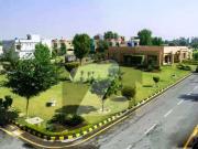 FACING PARK Pair of Kanal Total 2 Kanal Top Location...