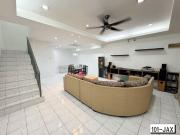 FACING PARKING 18x65 4R3B Kemuning Greenhills 2 Sty Kota...