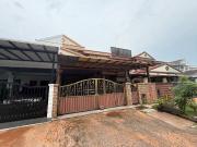 FACING PLAYGROUND 2 Storey Terrace Bukit Bandaraya U11...
